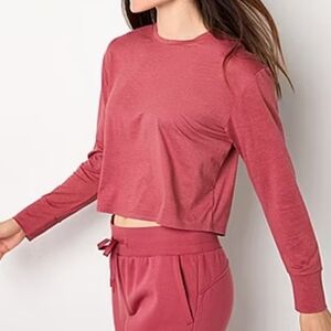 Long Sleeve Heathered Red Athletic Top - PL